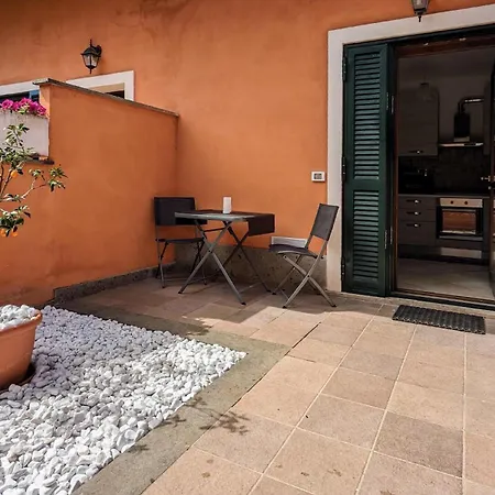 Daire Domus Emy - Deliziosa Casa A Piano Terra Con Giardino E Posto Auto A *